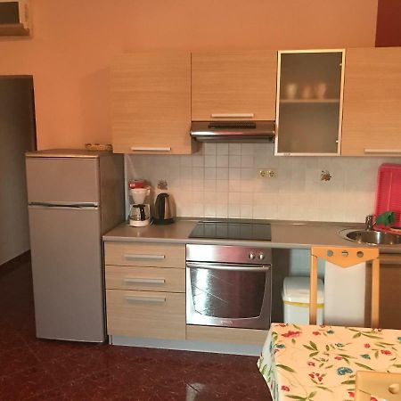 Apartmani Paulina Lopar Exterior photo