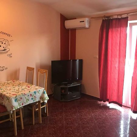Apartmani Paulina Lopar Exterior photo