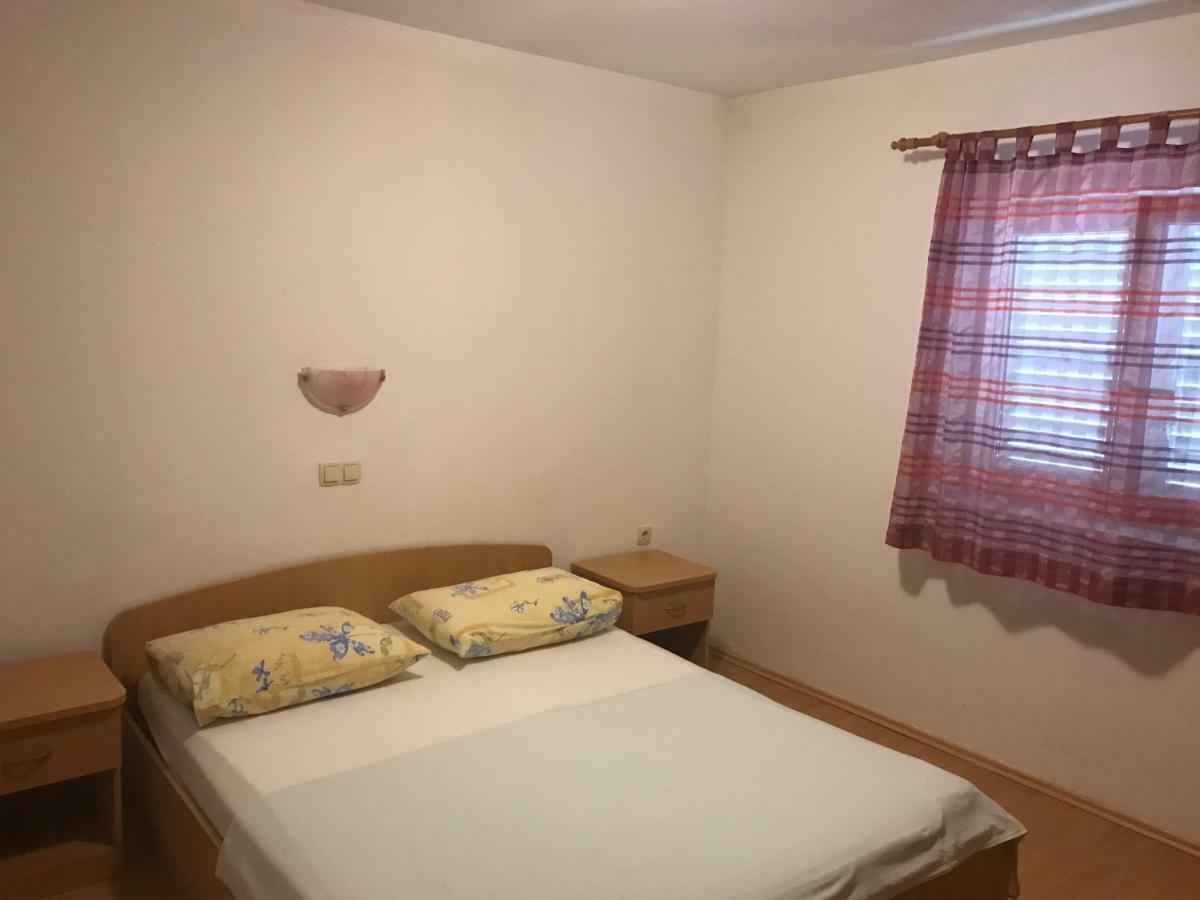 Apartmani Paulina Lopar Exterior photo