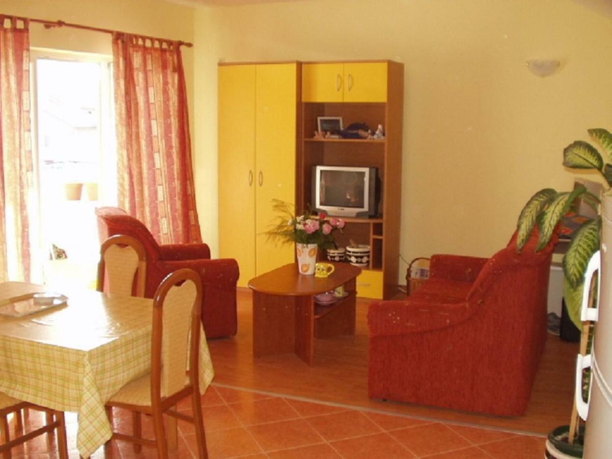 Apartmani Paulina Lopar Exterior photo